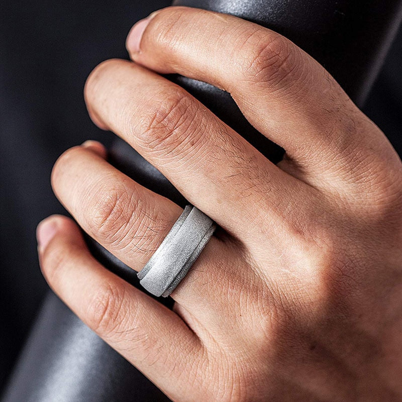 MEN'S POLISHED STEP EDGE SILICONE RING